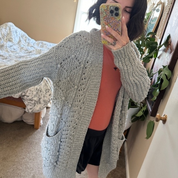 Victoria’s Secret Chunky Oversized Heavy Cable Knit Sweater - Picture 2 of 4